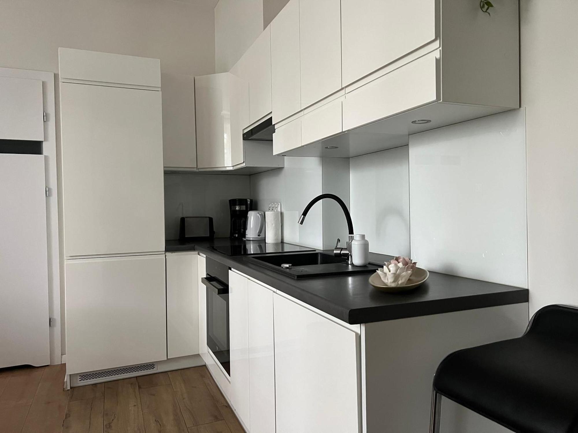 Modern & Cozy Flat - Near To Wawel Castle Appartement Krakau Buitenkant foto